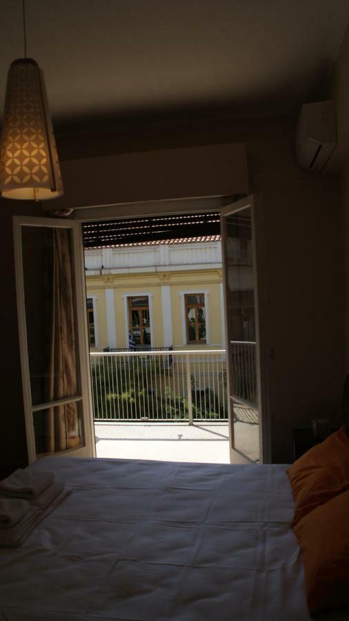 The Victoria Square Exceptional Apartments Athènes Extérieur photo